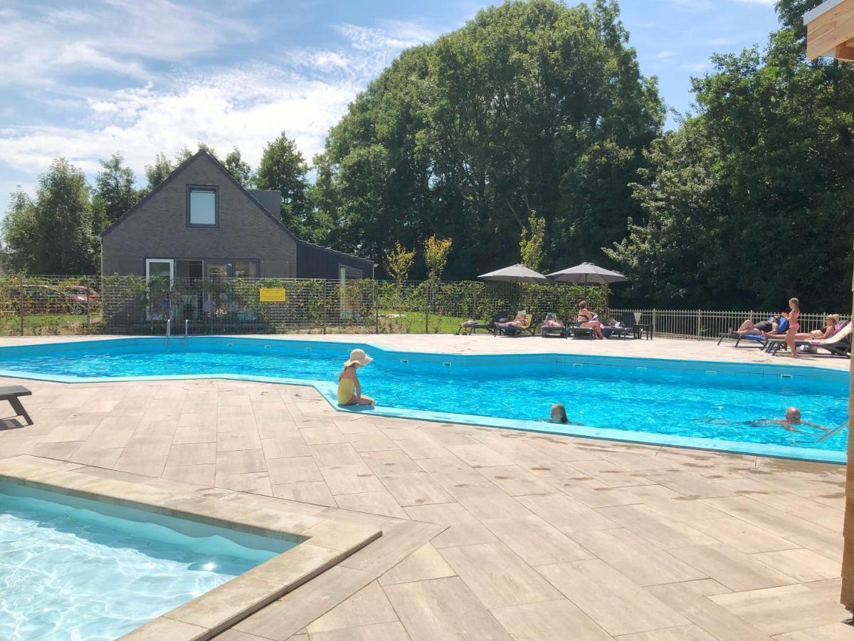 Chalet 516 Op Recreatiepark De Wielen Sint Maarten Kültér fotó